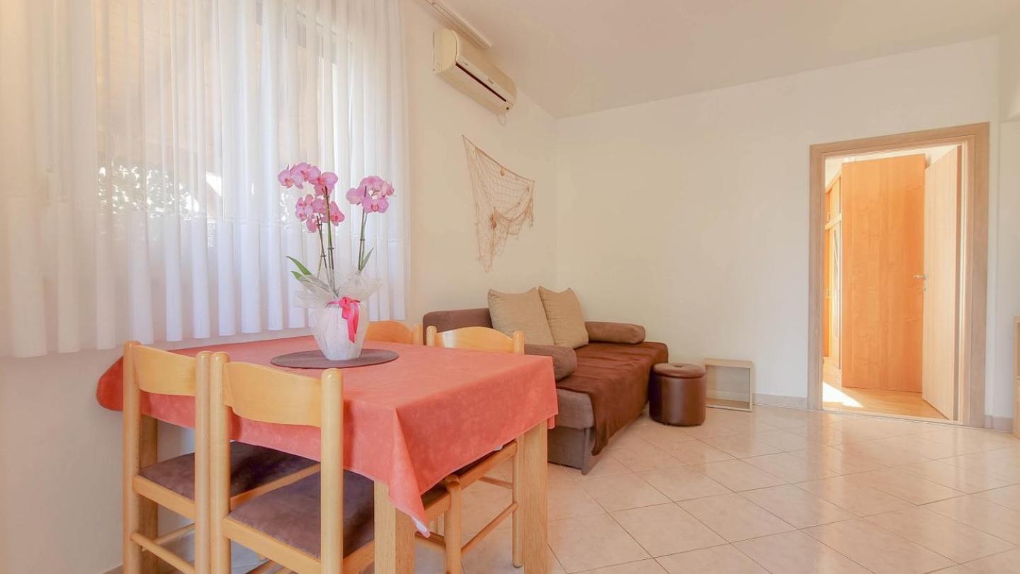 Bosko Apartment Umag Exterior foto