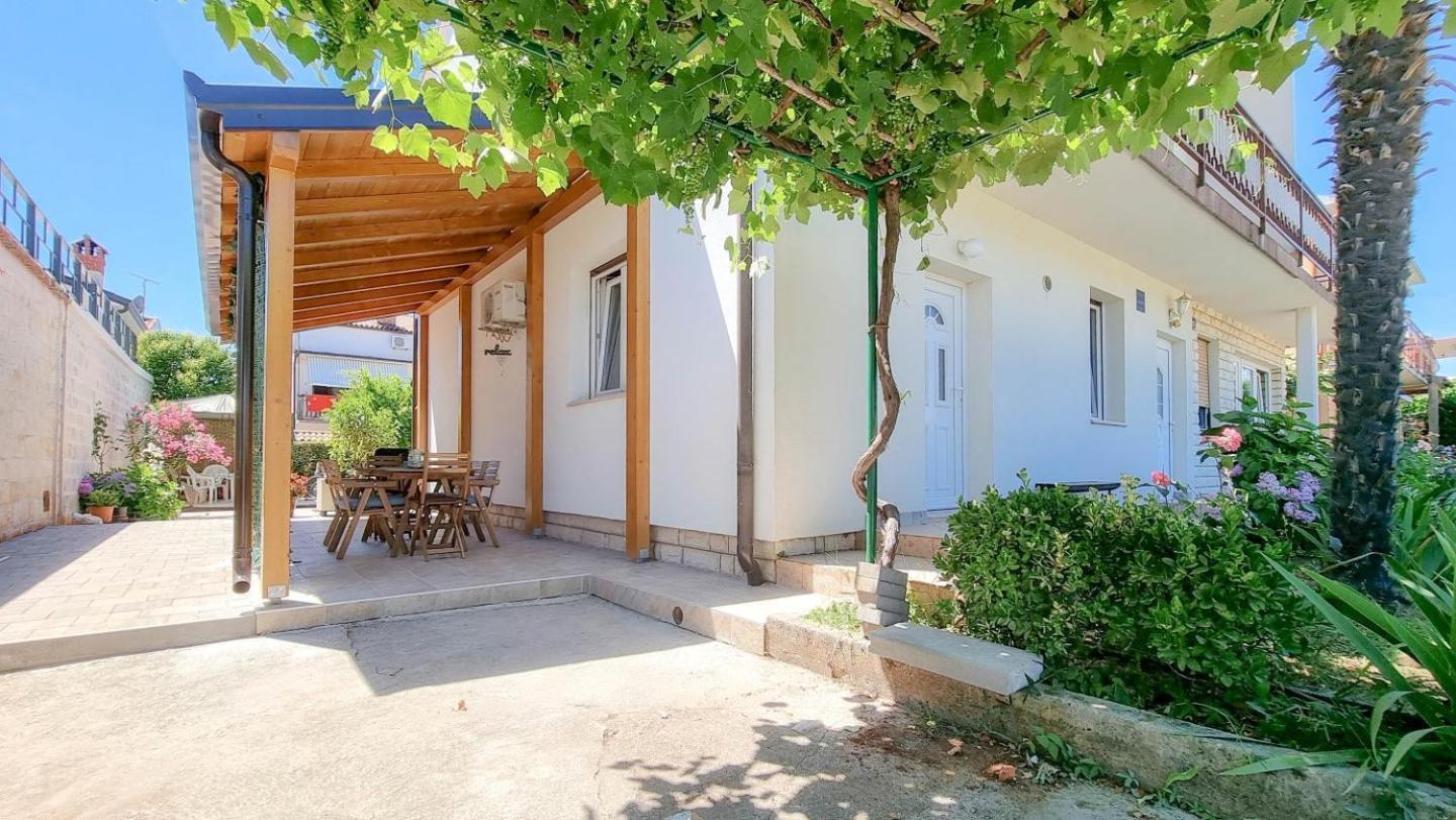 Bosko Apartment Umag Exterior foto